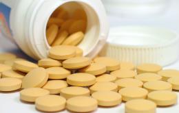 In het algemeen is een eenmalige overdosis niet problematisch. Een chronische overdosis van vitaminen kan daarentegen ernstige toxiciteit veroorzaken.